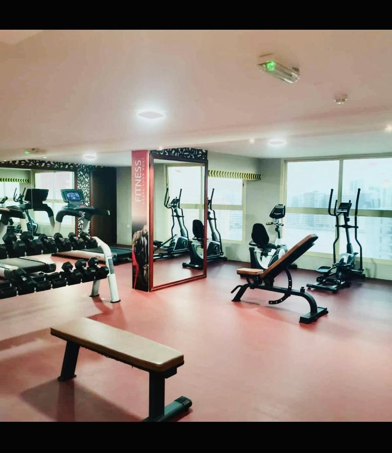 Private Room In 2Br Apartment Ντουμπάι Εξωτερικό φωτογραφία